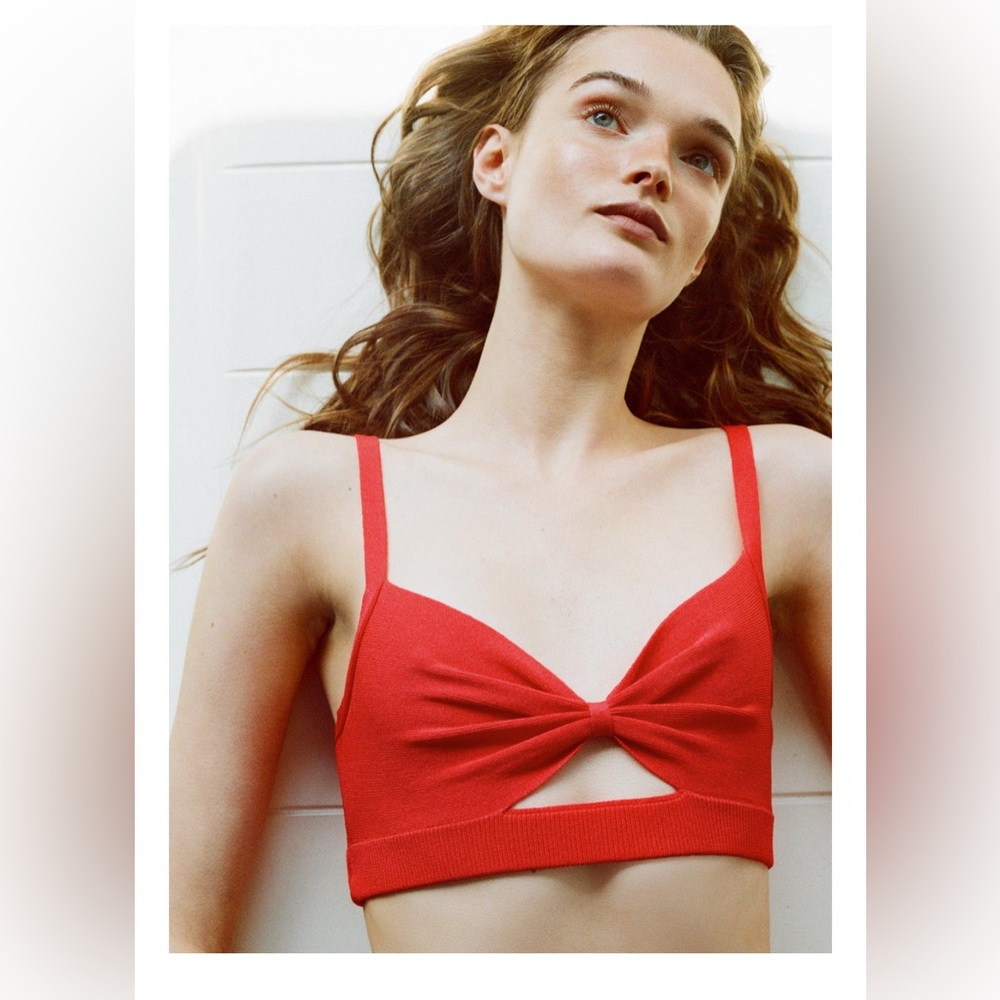 **DEFECT** Zara *NWOT* Women's Red Knit Bralette Style Crop Top